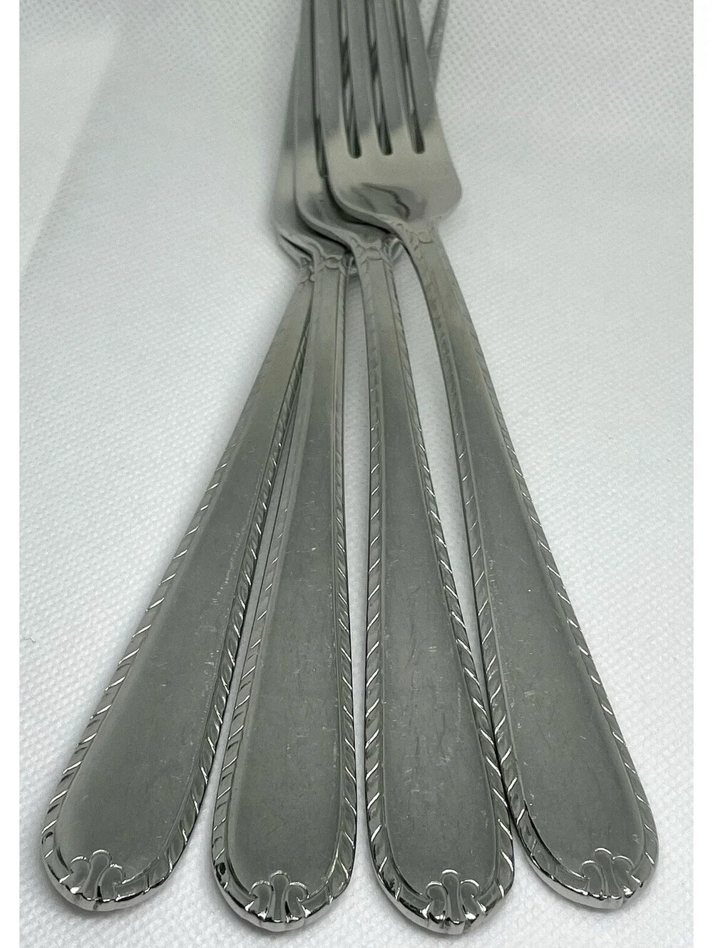 (4) Hampton Silversmiths RACHELLE FROST Stainless 18/10 DINNER FORKS 8